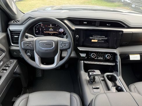 New 2026 GMC Sierra 1500 Denali w/ Denali Reserve Package image 11