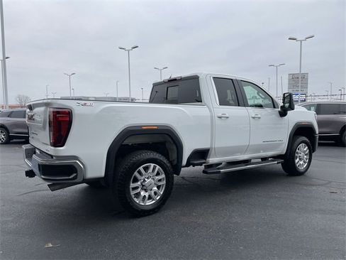 Used 2024 GMC Sierra 2500 SLE image 5