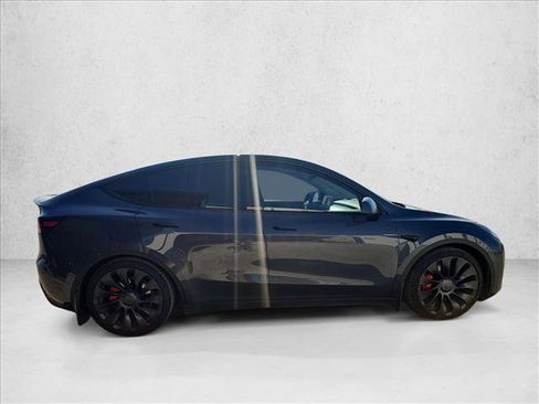 Used 2022 Tesla Model Y Performance image 6