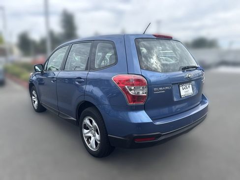 Used 2015 Subaru Forester 2.5i AWD/4WD image 5