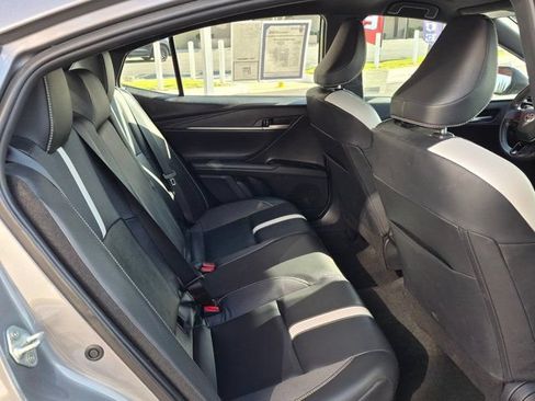Used 2025 Toyota Camry SE FWD image 7