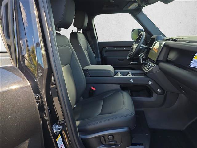 New 2026 Land Rover Defender 110 S AWD/4WD image 10