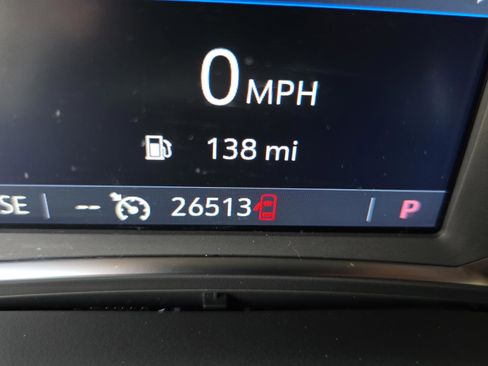 Used 2023 Chevrolet Traverse LT FWD image 26