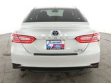 Used 2020 Toyota Camry XLE image 5
