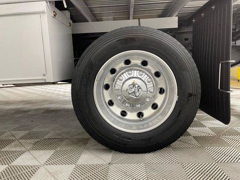 New 2024 RAM 5500 Tradesman image 32