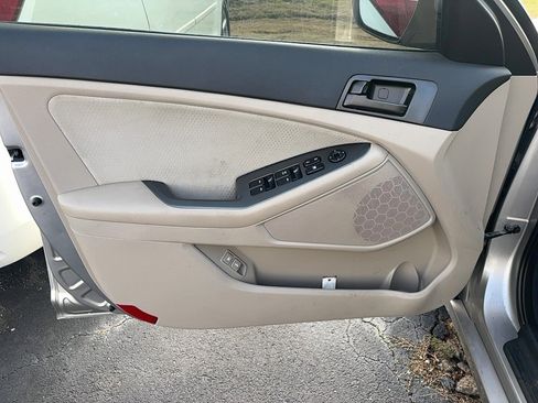Used 2013 Kia Optima LX FWD image 13