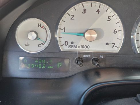 Used 2003 Ford Thunderbird RWD image 23