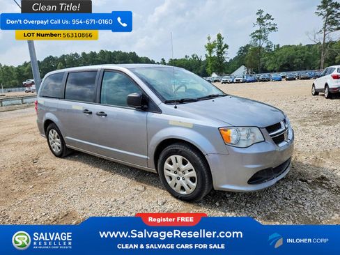 Used 2019 Dodge Grand Caravan SE FWD image 5