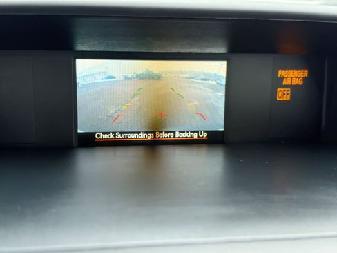 Used 2015 Subaru Forester 2.5i Premium w/ All-Weather Package image 31