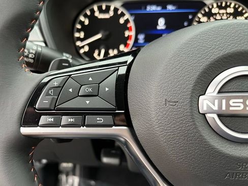 New 2025 Nissan Altima 2.5 SR image 13