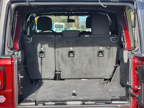 Used 2021 Jeep Wrangler Unlimited Sport image 6