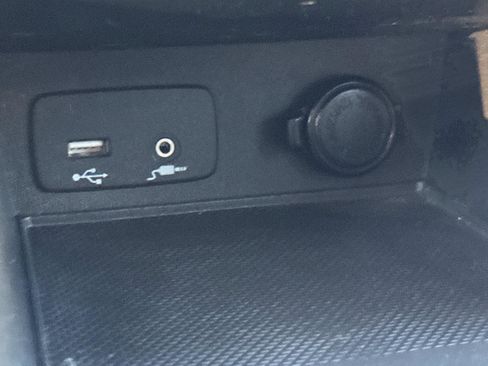 Used 2023 Subaru Crosstrek 2.0i image 29