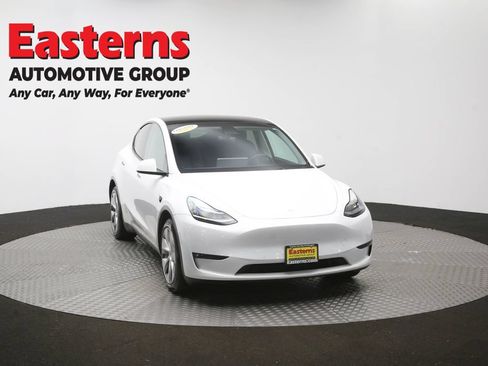 Used 2021 Tesla Model Y Long Range AWD/4WD image 45