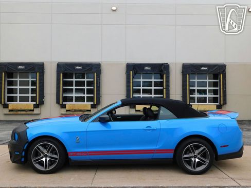 Used 2010 Ford Mustang Shelby GT500 image 10