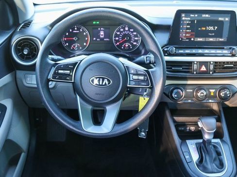 Used 2020 Kia Forte LXS image 17