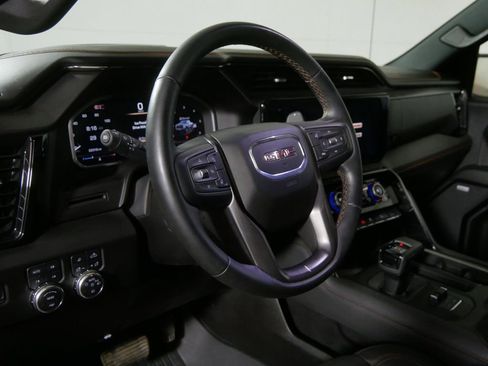 Used 2024 GMC Sierra 1500 AT4 w/ AT4 Premium Package image 10