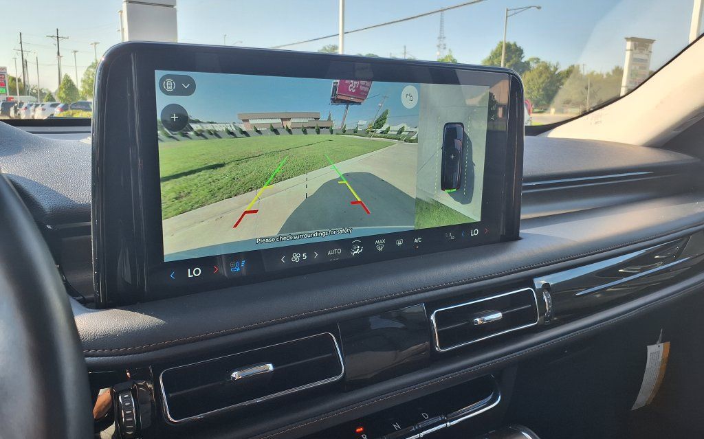 Used 2025 Lincoln Aviator Reserve RWD image 29