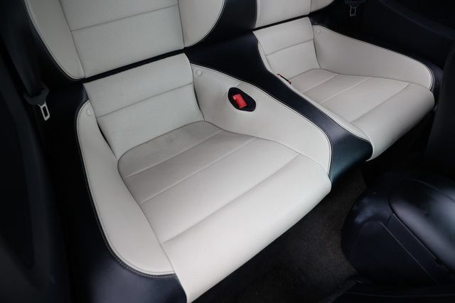 Used 2018 Ford Mustang Premium RWD image 16