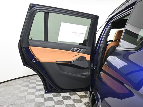New 2026 BMW X7 xDrive40i AWD/4WD image 31