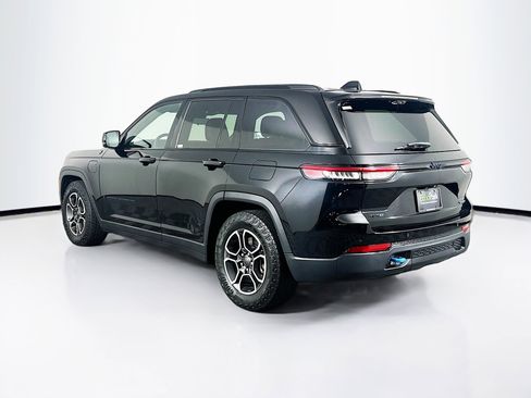 Used 2022 Jeep Grand Cherokee Trailhawk w/ Luxury Tech Group III AWD/4WD image 5