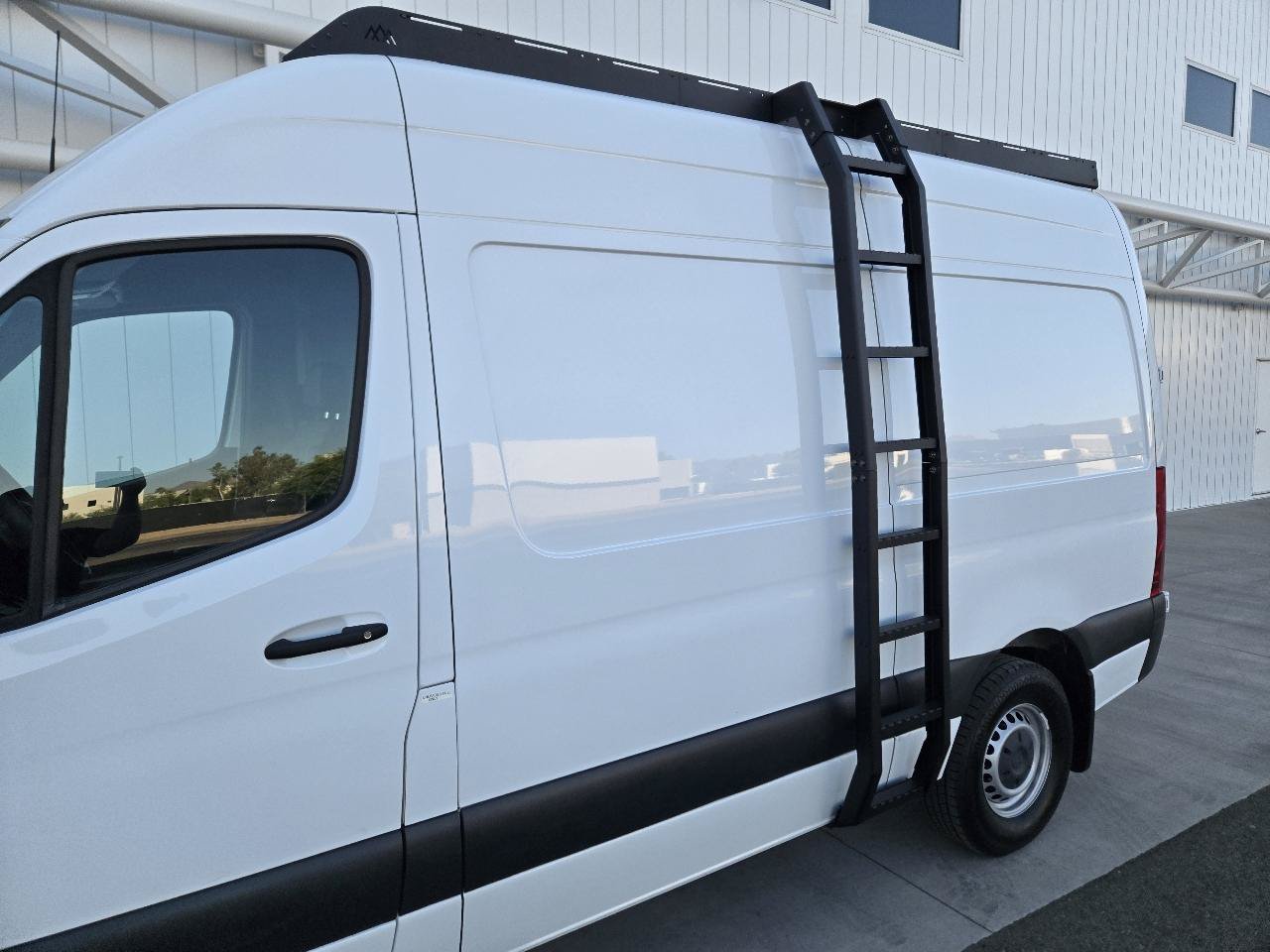 Used 2022 Mercedes-Benz Sprinter 2500 image 21