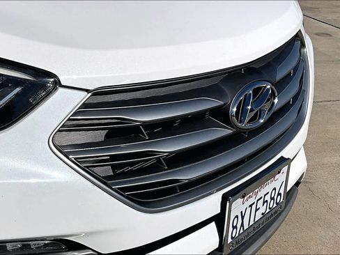 Used 2018 Hyundai Santa Fe Sport w/ 2.4L Value Package 02 image 31