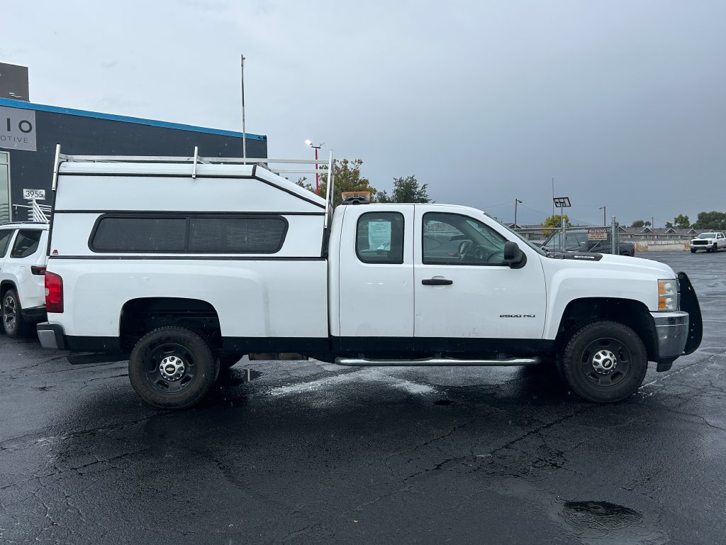 Used 2013 Chevrolet Silverado 2500 W/T RWD image 2