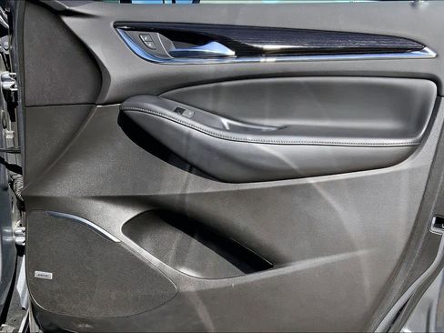 Used 2021 Buick Enclave Avenir w/ Avenir Technology Package image 21