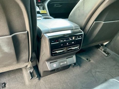 Certified 2023 Acura MDX FWD Technology Package image 11