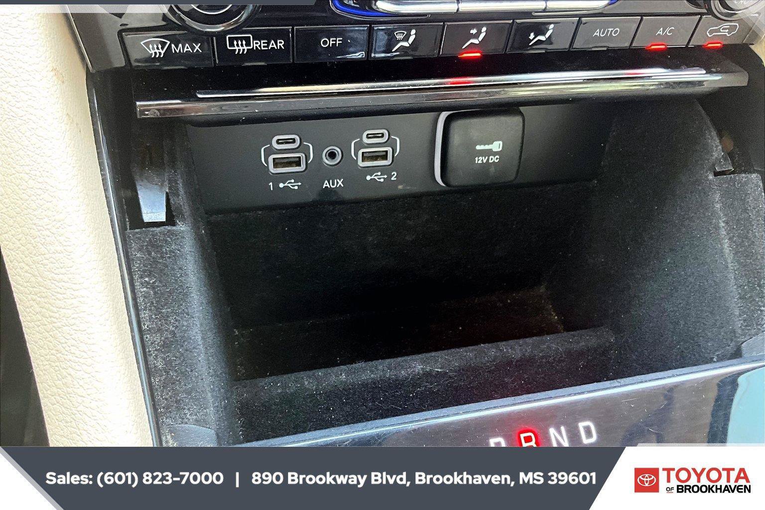 Used 2021 Jeep Grand Cherokee L Limited RWD image 24