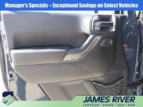 Used 2017 Jeep Wrangler Unlimited Sport w/ Quick Order Package 24S AWD/4WD image 20