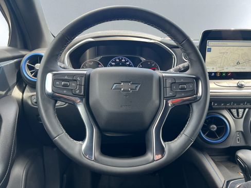 Used 2023 Chevrolet Blazer RS w/ Driver Confidence II Package AWD/4WD image 18