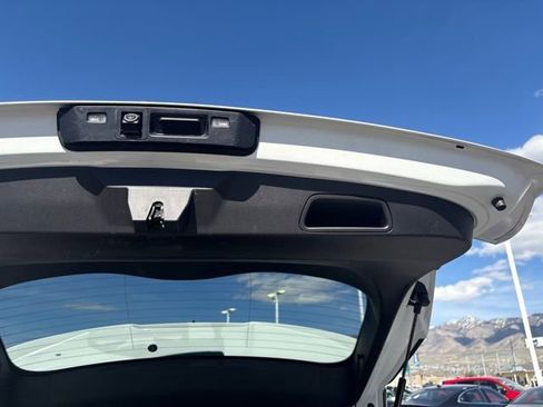 Used 2024 Buick Encore GX Sport Touring image 26