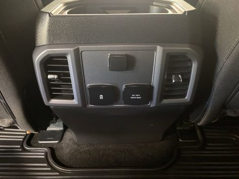 Used 2019 Ford F150 XLT w/ Equipment Group 302A Luxury AWD/4WD image 15