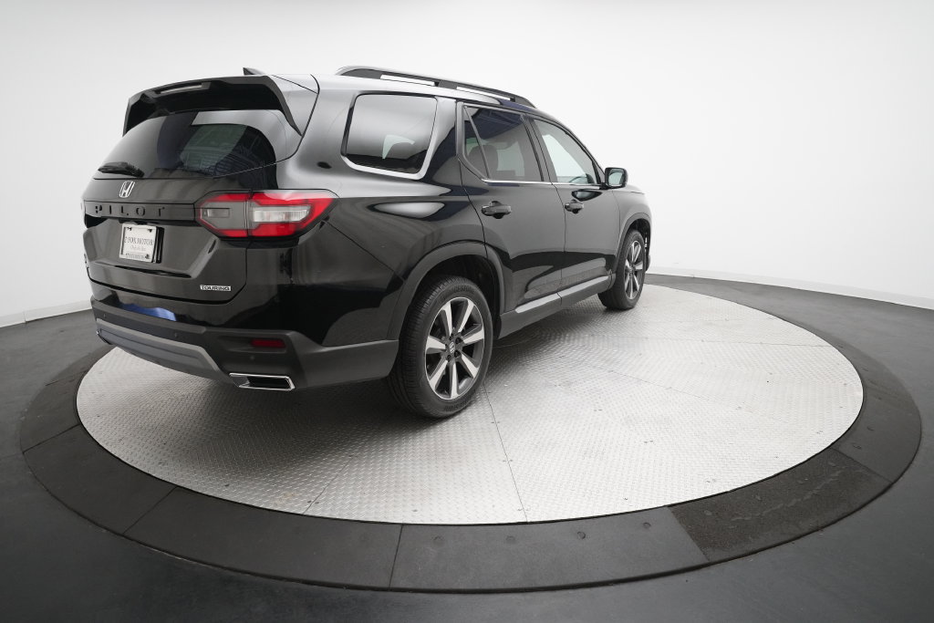 Used 2023 Honda Pilot Touring image 35