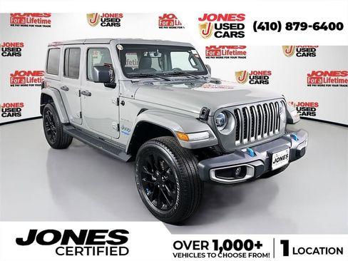 Used 2022 Jeep Wrangler Unlimited Sahara w/ Cold Weather Group AWD/4WD image 1