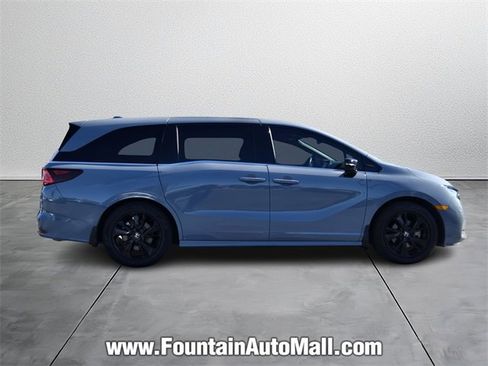 Used 2023 Honda Odyssey Sport image 5