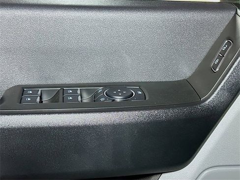 New 2025 Ford F550 4x4 Supercab Super Duty image 12