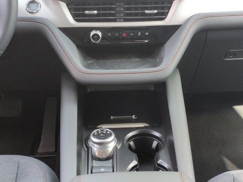 Certified 2025 Ford Explorer Active RWD image 18