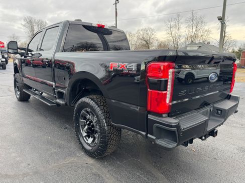 Used 2023 Ford F350 XLT w/ XLT Premium Package image 5