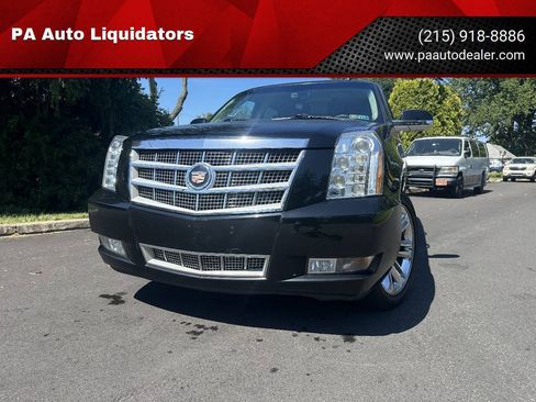 Used 2013 Cadillac Escalade ESV Platinum AWD/4WD image 1