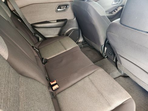 Used 2023 Nissan Rogue SV image 33