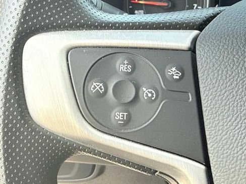 Used 2024 GMC Terrain SLE FWD image 27