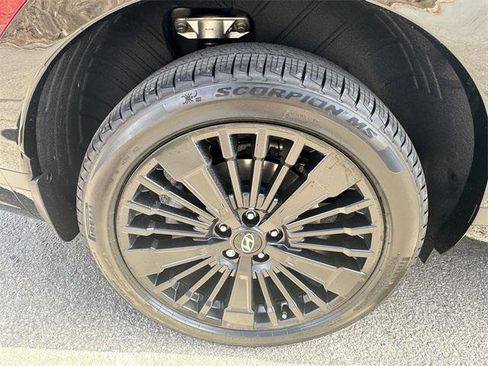 New 2025 Hyundai Santa Fe Calligraphy image 17