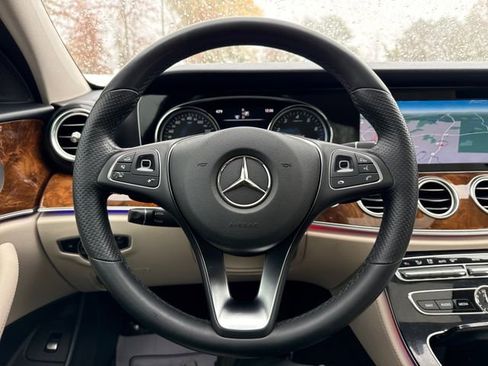 Used 2017 Mercedes-Benz E 300 4MATIC image 16