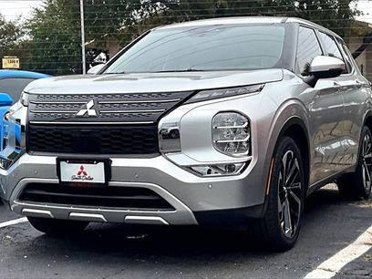 Used 2023 Mitsubishi Outlander SE