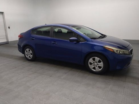 Used 2018 Kia Forte LX w/ LX Rear Camera Package FWD image 11