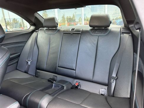 Used 2018 BMW M2 RWD image 30