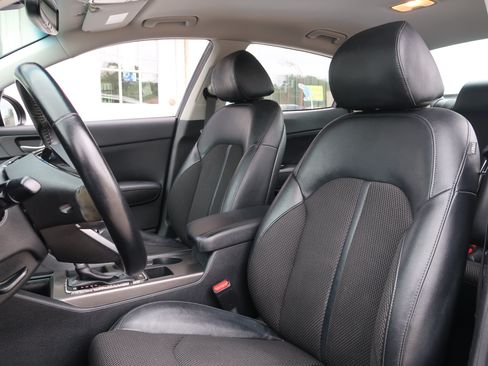 Used 2020 Kia Optima S FWD image 12