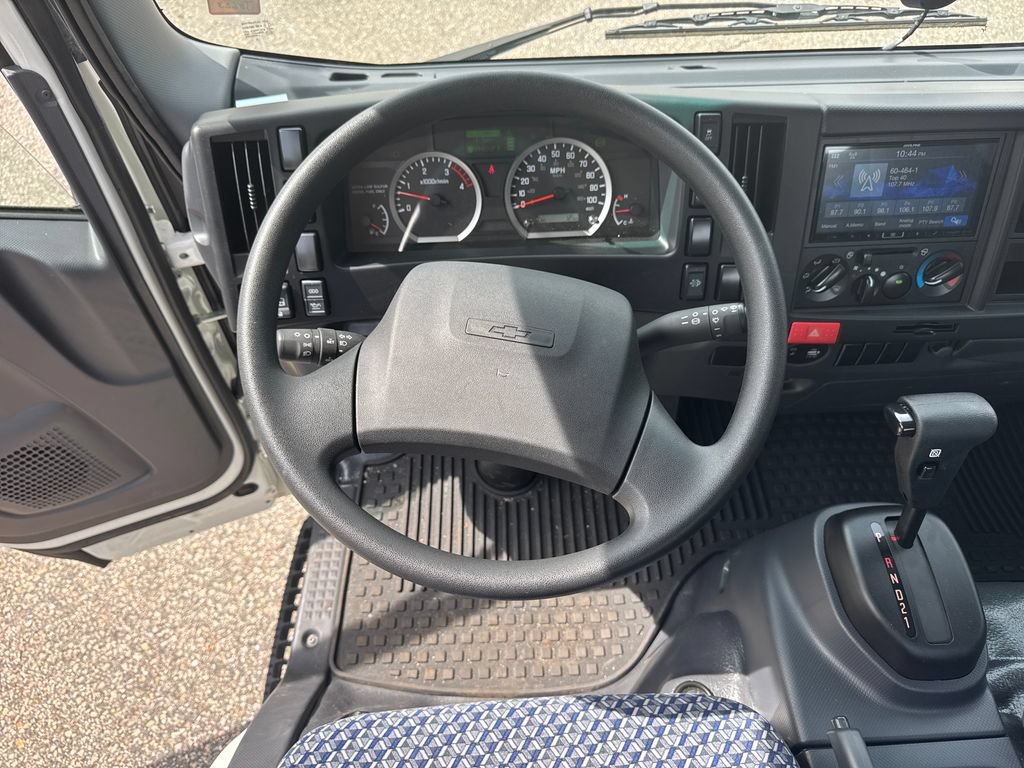 Used 2024 Chevrolet Low Cab Forward 4500 XD RWD image 13